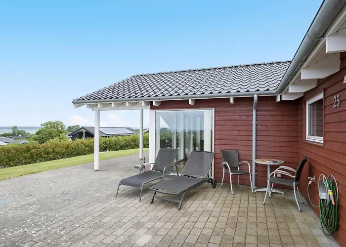 3 Bedroom Awesome In Fåborg